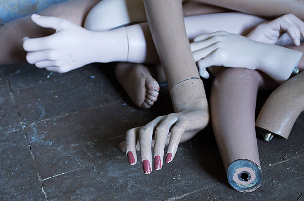 Mannequin 12
