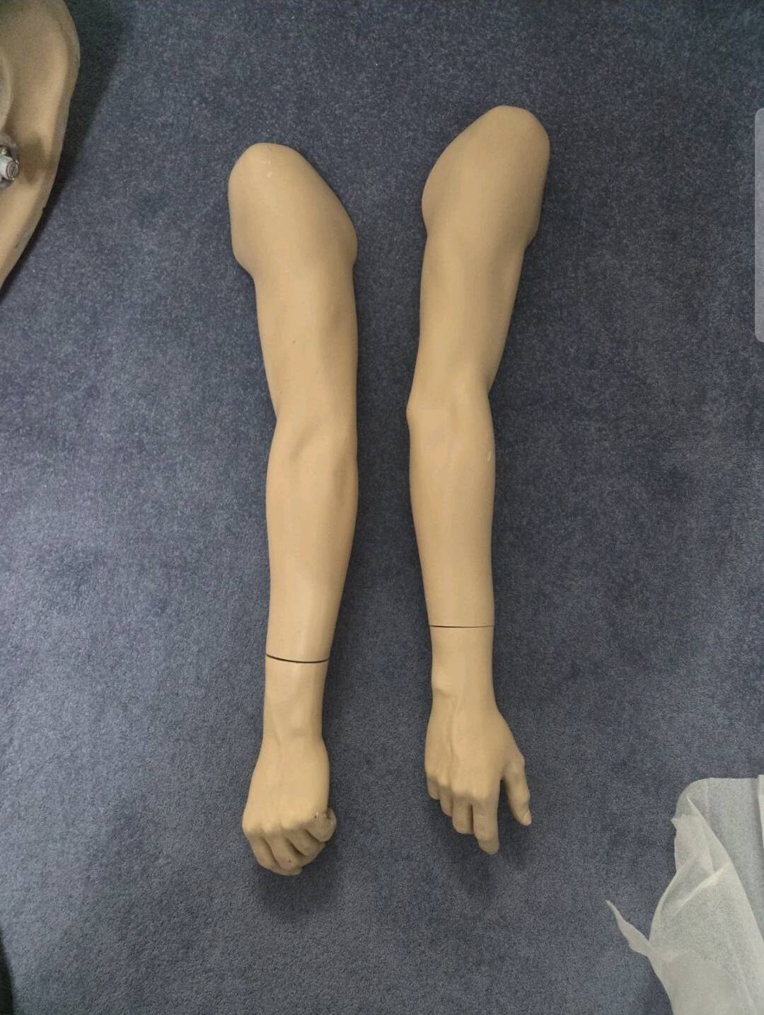 Mannequin 22
